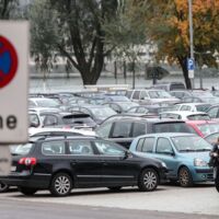 Pendler sollen drei Euro für das Parken zahlen