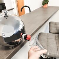 Ennser Getränkehändler sagt mit innovativem Getränkekonzept der Plastikflut den Kampf an