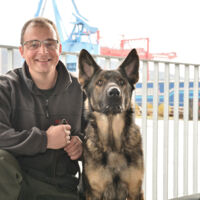 Hafen als Trainingsgelände für Polizeihunde