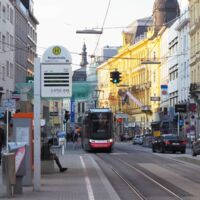 Die Passantenfrequenz in der Landstraße bleibt stabil