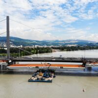 Voestbrücke: Brückenschluss bei erster Bypassbrücke