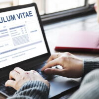 44.500 Arbeitssuchende in OÖ - Zahl der Beschäftigten steigt