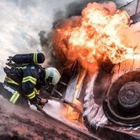 Radlager geriet im Ennser Wirtschaftspark in Vollbrand