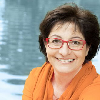 Medialer Erlebnisnachmittag „Ein Blick ins Jenseits“ mit Irene Gira-Marl