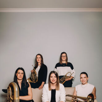 Frauenbrassband quinTTTonic am Pienkenhof