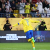 Video: Ronaldo erzielt Traumtor und Freistoß-Doppelpack