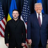 Selenskyj kündigt Treffen zwischen USA, Russland und Ukraine an