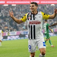 Ex-LASK-Star überzeugt auf Zypern mit Traumtor im Spitzenspiel