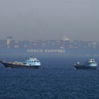 Iran schließt Straße von Hormus erneut – Waffenruhe gerät ins Wanken