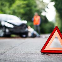 Tragödie: Baby überlebt Horror-Crash, Mutter stirbt auf dem Weg in den Urlaub