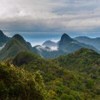 Tödlicher Wanderunfall in Malaysia: Deutscher Urlauber stirbt nach Sturz