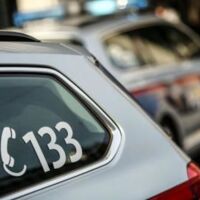 PKW-Lenker stieß 25-Jährige in Hauseinfahrt nieder und beging Fahrerflucht