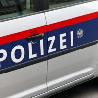 Gefährliches Vorhaben auf der A1 von Polizei verhindert: Ukrainer wollte auf Autobahn wenden