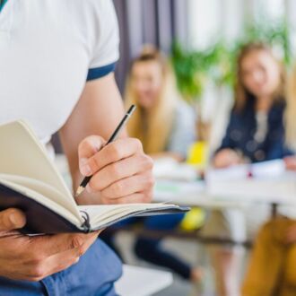 Lehrgang Freiwilligenkoordination - Werde professionell ausgebildete:r Freiwilligenkoordinator:in!