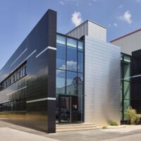 1,3 Millionen Euro in Ausbau des SMA-Standorts in Neuhofen investiert