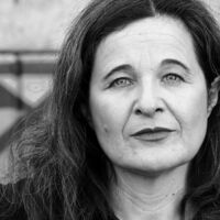 Maria Hofstätter liest Marie Jahoda in der Bibliothek Traun