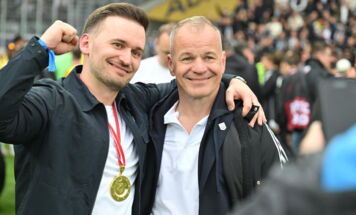 Rechts Siegmund Gruber CEO LASK - Nach dem Spiel der ADMIRAL Bundesliga zwischen FK Austria Wien und dem LASK in der 32. Runde der Meistergruppe in der Generali-Arena in Wien am Sonntag, 17.05.2026. (Foto: FOTOKERSCHI / WERNER KERSCHBAUMMAYR)