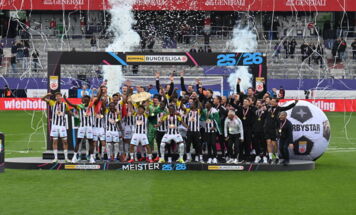 Nach dem Spiel der ADMIRAL Bundesliga zwischen FK Austria Wien und dem LASK in der 32. Runde der Meistergruppe in der Generali-Arena in Wien am Sonntag, 17.05.2026. (Foto: FOTOKERSCHI / WERNER KERSCHBAUMMAYR)