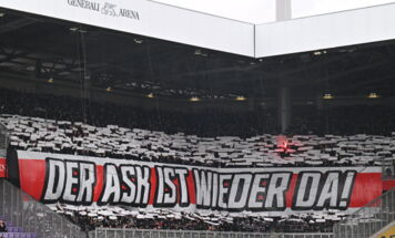 Vor dem Spielbeginn der Begegnung in der ADMIRAL Bundesliga zwischen FK Austria Wien und LASK in der 32. Runde in der Generali-Arena in Wien am Sonntag, 17.05.2026. (Foto: FOTOKERSCHI / WERNER KERSCHBAUMMAYR)