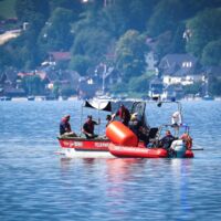 Flugzeugabsturz im Attersee: Tieftaucher sollen in 160 Meter zum Wrack