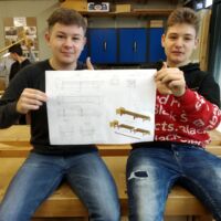 Bewegung in den Altenheimen: Schüler bauen mobile Kegelbahn