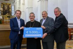 Sanierung der Stiftskirche Kremsmünster: Sparkasse OÖ unterstützt ...