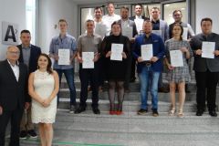 12-neue-elektrotechnik-werkmeister-im-bezirk-braunau