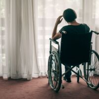 Tragödie: Mutter (34) nach Wäscheaufhängen querschnittsgelähmt