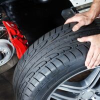 Bis zu 5.000 Euro Strafe: Sommerreifen können jetzt richtig teuer werden