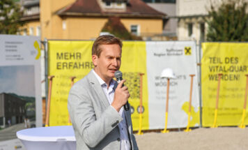  (Foto: Helmut Dietmair)