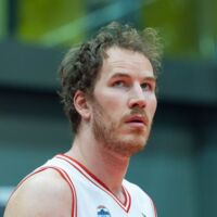 NBA: Jakob Pöltl und seine Toronto Raptors lösen Play-off-Ticket