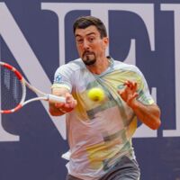 Sebastian Ofner besiegt Tennislegende Stan Wawrinka