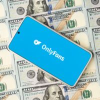 Ex Atomic Kitten Sängerin berichtet: So viel verdient man mit OnlyFans