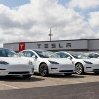 Tesla schwenkt um: Mehr KI, weniger Luxusmodelle