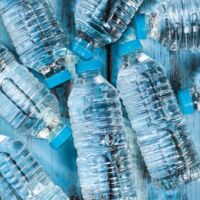 Mineralwasser mit Bakterien verunreinigt: Großer Rückruf bei deutschem Hersteller