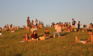 Besucherandrang am Gmundnerberg (Fotos: Hörmandinger)