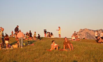 Besucherandrang am Gmundnerberg (Fotos: Hörmandinger)