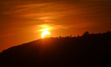 Partielle Sonnenfinsternis vom Gmundnerberg aus (Fotos: Hörmandinger)