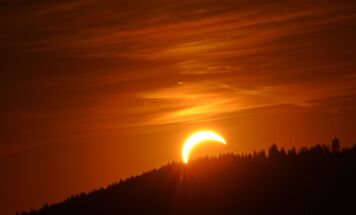 Partielle Sonnenfinsternis vom Gmundnerberg aus (Fotos: Hörmandinger)