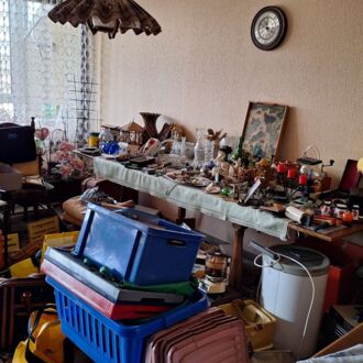 Wohnungsauflösungs-Flohmarkt